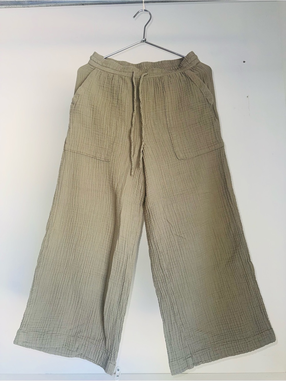 Universal Thread Light Olive Wide-Leg Drawstring Pants